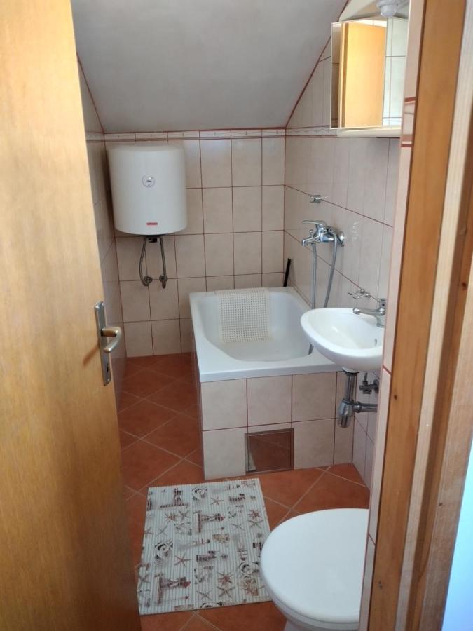 Apartmani Igercic Stinica Exterior foto
